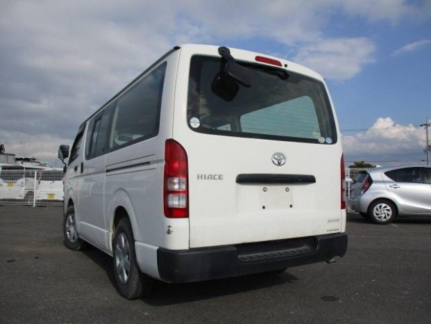 Used Abroad 2013 Toyota Hiace full