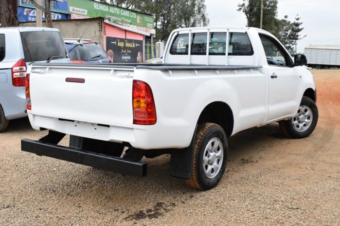 Used 2011 Toyota Hilux full