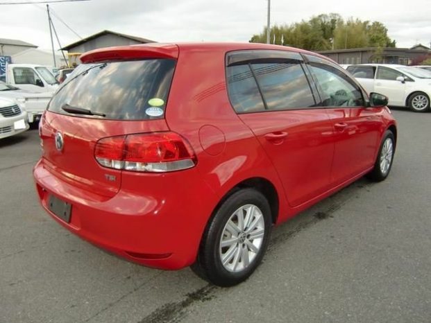 Used Abroad 2012 Volkswagen Golf full