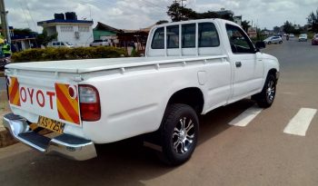 2004 Used Manual Toyota Hilux call,0746269485, full