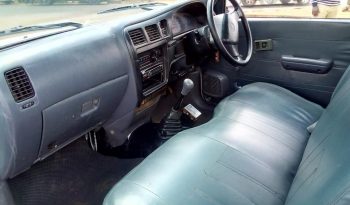 2004 Used Manual Toyota Hilux call,0746269485, full