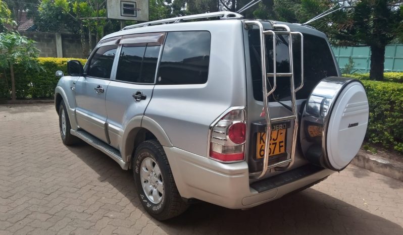 Mitsubishi Pajero 2004 Locally Used full