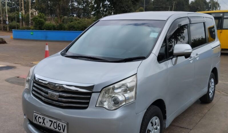 Toyota Noah 2012 Locally Used full
