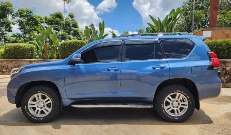 Toyota Land Cruiser Prado 2011 Locally Used full