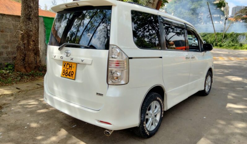 Toyota Voxy 2010 Locally Used full