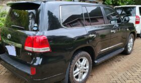 Toyota land Cruiser 2010 Locally Used