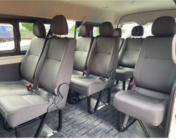 TOYOTA HIACE WAGON 2021 (Foreign Used) full