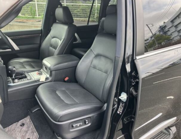 Land Cruiser ZX 2018 (Foreign Used) full