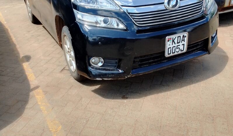 Toyota vellfire 2013 Locally Used full