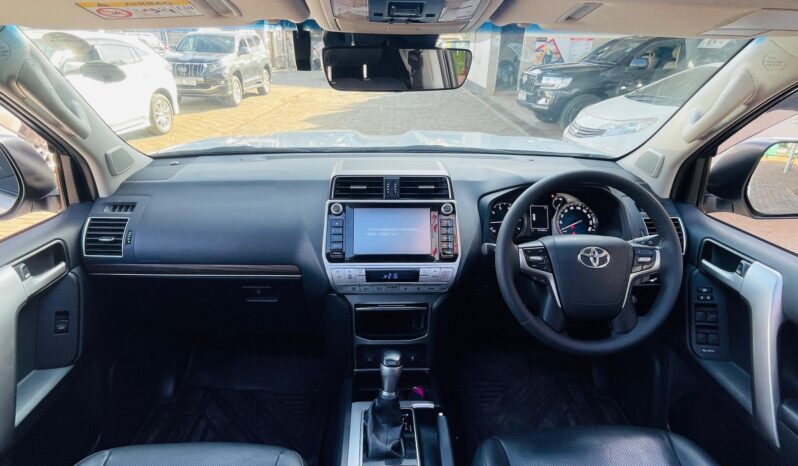 Toyota Land Cruiser Prado 2017 Foreign Used full