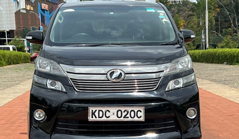 Toyota vellfire 2014 Locally Used full