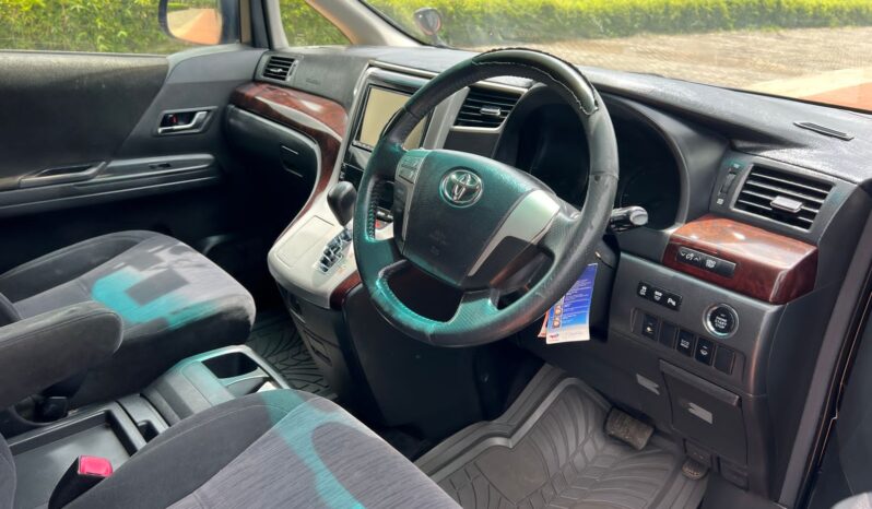 Toyota vellfire 2014 Locally Used full