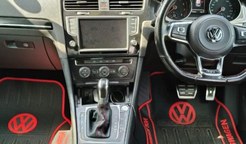 Volkswagen Golf 2015 Locally Used full