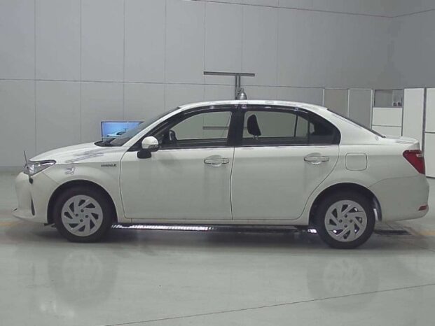 Toyota Axio 2018 Foreign Used full