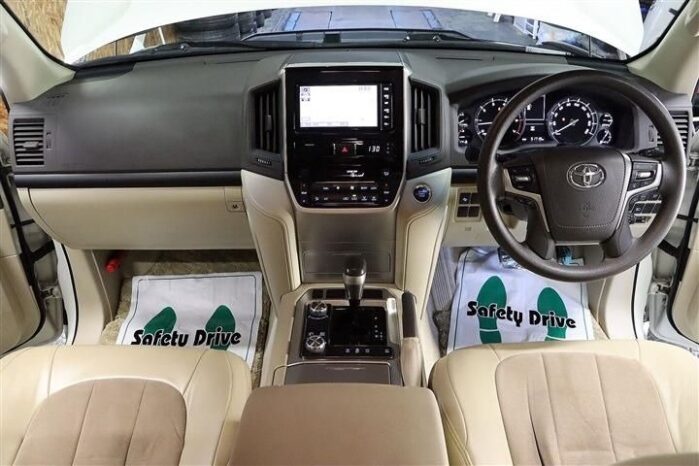 Toyota Landcruiser V8 2019 Foreign Used full