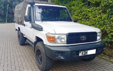 Toyota land Cruiser 2014 Locally Used