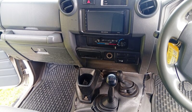 Toyota land Cruiser 2014 Locally Used full