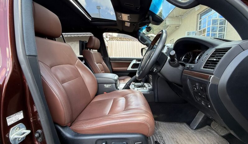 Toyota Landcruiser V8 2019 Foreign Used full
