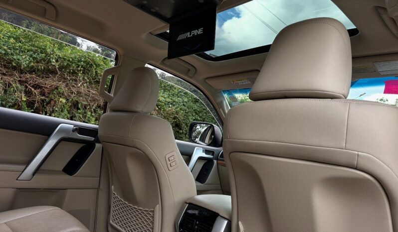 Toyota Land Cruiser Prado 2018 Foreign Used full