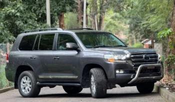 Toyota Landcruiser V8 2018 Foreign Used full