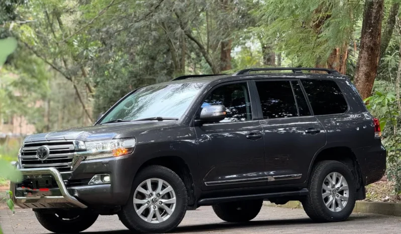 Toyota Landcruiser V8 2018 Foreign Used full