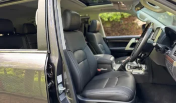 Toyota Landcruiser V8 2018 Foreign Used full