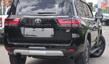 Toyota land Cruiser 2023 Foreign Used full