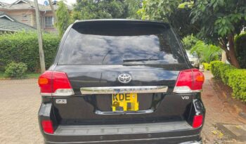 Toyota Landcruiser V8 2014 Locally Used full