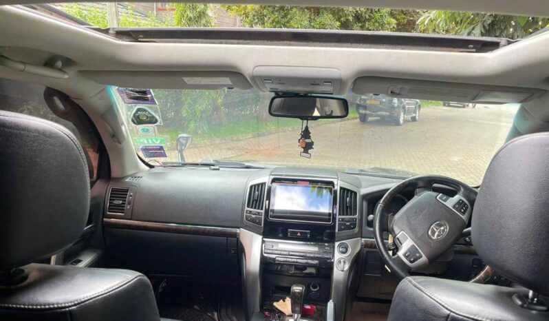 Toyota Landcruiser V8 2014 Locally Used full
