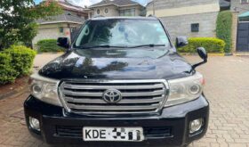 Toyota Landcruiser V8 2014 Locally Used