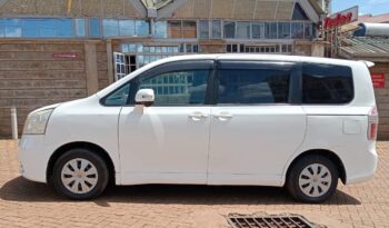 Toyota Noah 2010 Locally Used full