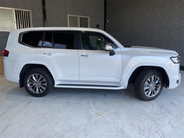 Toyota land Cruiser 2022 Foreign Used full